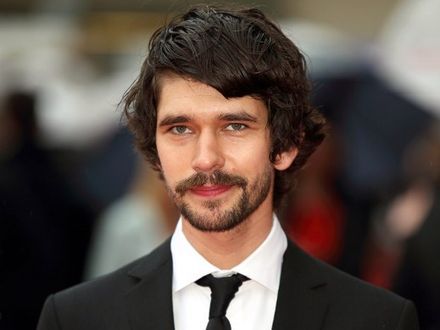 Ben Whishaw nadaje się na Freddiego Mercury'ego