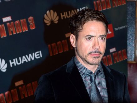 Robert Downey Jr. za stary na Iron Mana