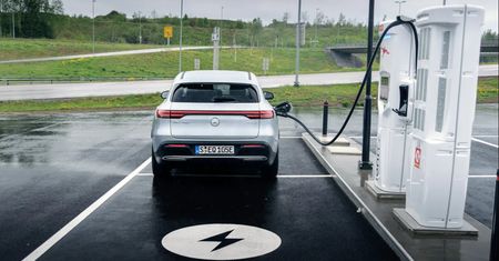 Miały być tylko elektryki. Niemcy teraz zmienili zdanie
