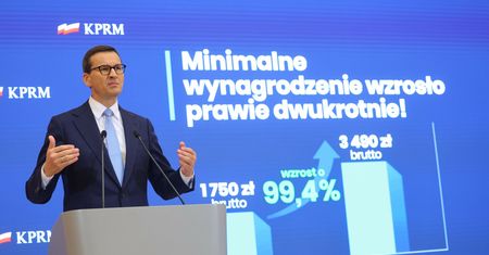 Rząd wszystkich zaskoczył. Płaca minimalna wyższa niż zapowiadano