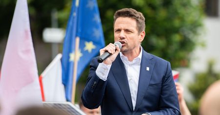 Debata przed II turą. Duda odmówił. Trzaskowski podsumował to jednym słowem