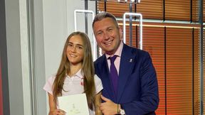 Fotka rozeszła się po sieci. Kontrowersje wywołało to, gdzie miał rękę