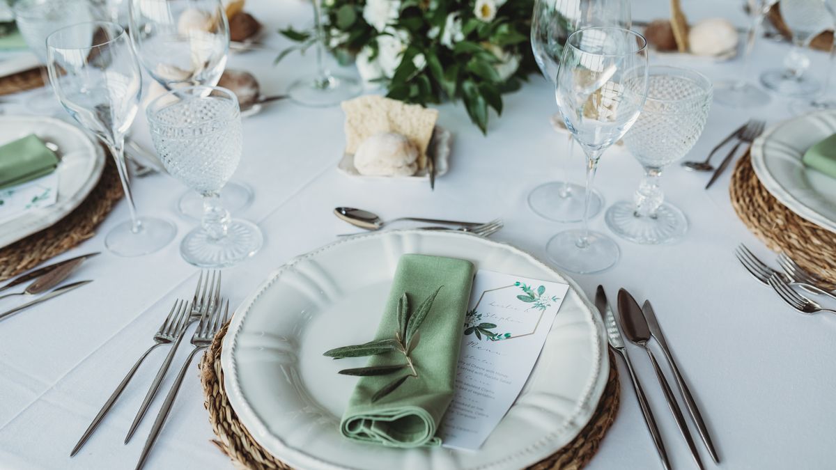 Weselne "talerzyki grozy" 