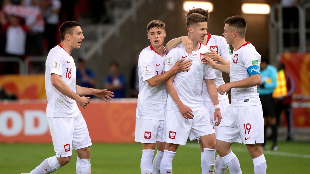 PAP / Grzegorz Michałowski / Na zdjęciu: piłkarze reprezentacji Polski U-20