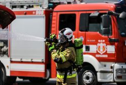 Warszawa. Kierowca zginął w pożarze samochodu na Grochowie