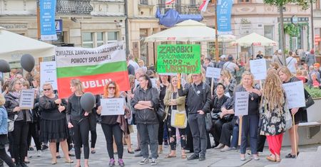 „Tym razem będziemy głośni”. W czwartek protest pracowników MOPR przed ratuszem