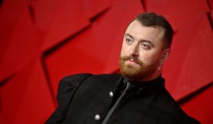 Sam Smith na niebotycznych obcasach. Znów zaskoczył na gali