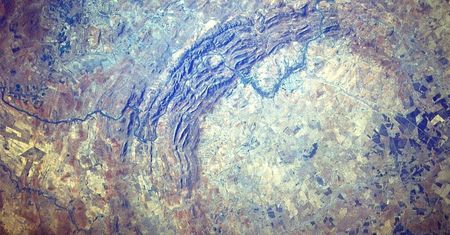 Olbrzymia asteroida okazuje się być jeszcze większa niż sądzono