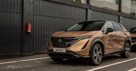 Pierwsza jazda: Nissan Ariya na torze Jarama ujawnił swoje zalety. Jedną w nietypowej postaci