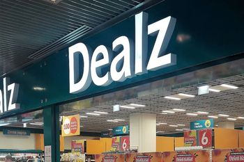 Dealz kusi hitami na Mikołajki. Już od 6 zł za zabawkę