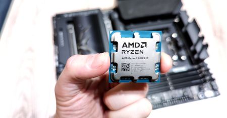 Ludzie narzekają na procesory Ryzen 7 9800X3D. AMD daje wskazówkę