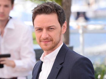 James McAvoy i Daniel Radcliffe w laboratorium Frankensteina