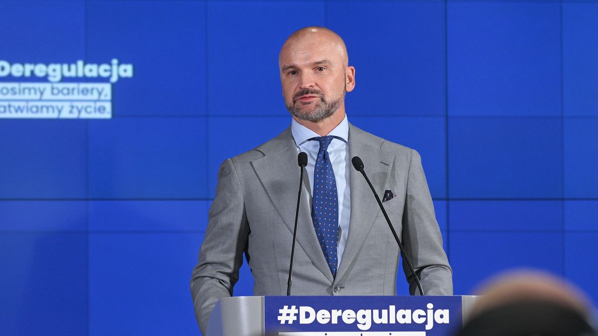 Rafa� Brzoska
Marcin Obara
deregulacja, deregulacje, deregulacji, deregulacyjne, event, gospodarczy, GPW, inpost szef inpostu, polityk, polityka, wydarzenie, znosimy