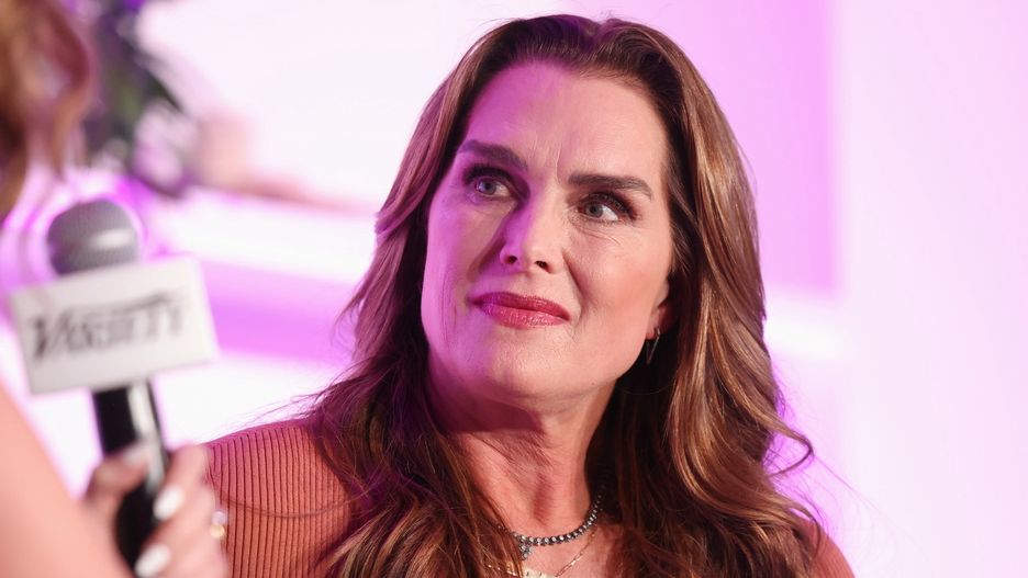 Brooke Shields podzieliła się swoją traumą i ostrzegła czytelników "Glamour"
