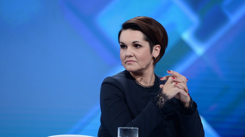 Studio wyborcze TVP - wybory samorz?dowe 2018Fot. Jan Bogacz / TVP / East News  Studio wyborcze TVP - wybory samorzadowe 2018  N/z: Edyta LewandowskaJan Bogacz 
