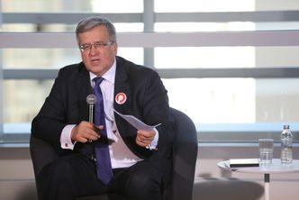 Kampania prezydencka 2015. Komorowski obiecuje kartę młodego przedsiębiorcy