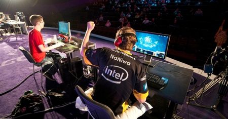 Jak dobry model biznesowy robi z gry dobry esport