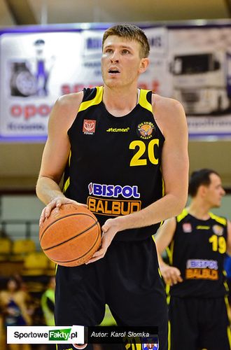 Tomasz Pisarczyk na swój powrót do gry musi jeszcze poczekać