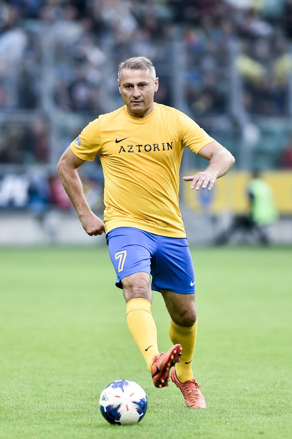 Piotr Świerczewski 