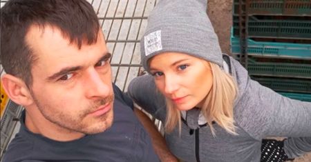 Ilona zapatrzona w swojego rolnika. Wybrali wczasy w Polsce