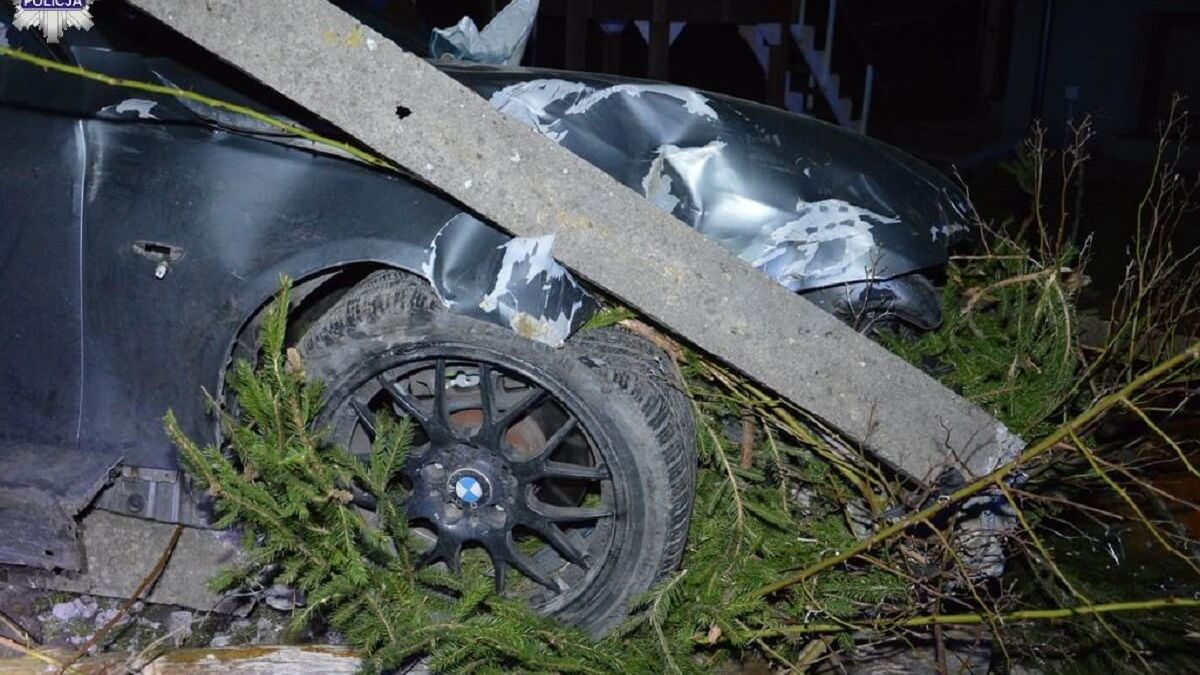 Bmw wypadek Łabunie