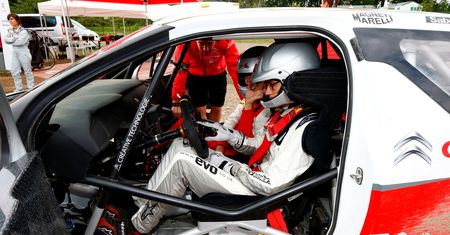 Węglowe monokoki w WRC - radykalne zmiany w konstrukcji samochodów