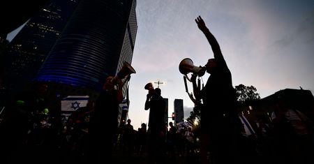 Burzliwa ceremonia. Protestujący zakłócili przemowę Netanjahu
