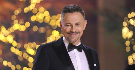 Krzysztof Ibisz się przeprowadza. Mieszkał w XIX-wiecznej kamienicy. Co za wnętrza