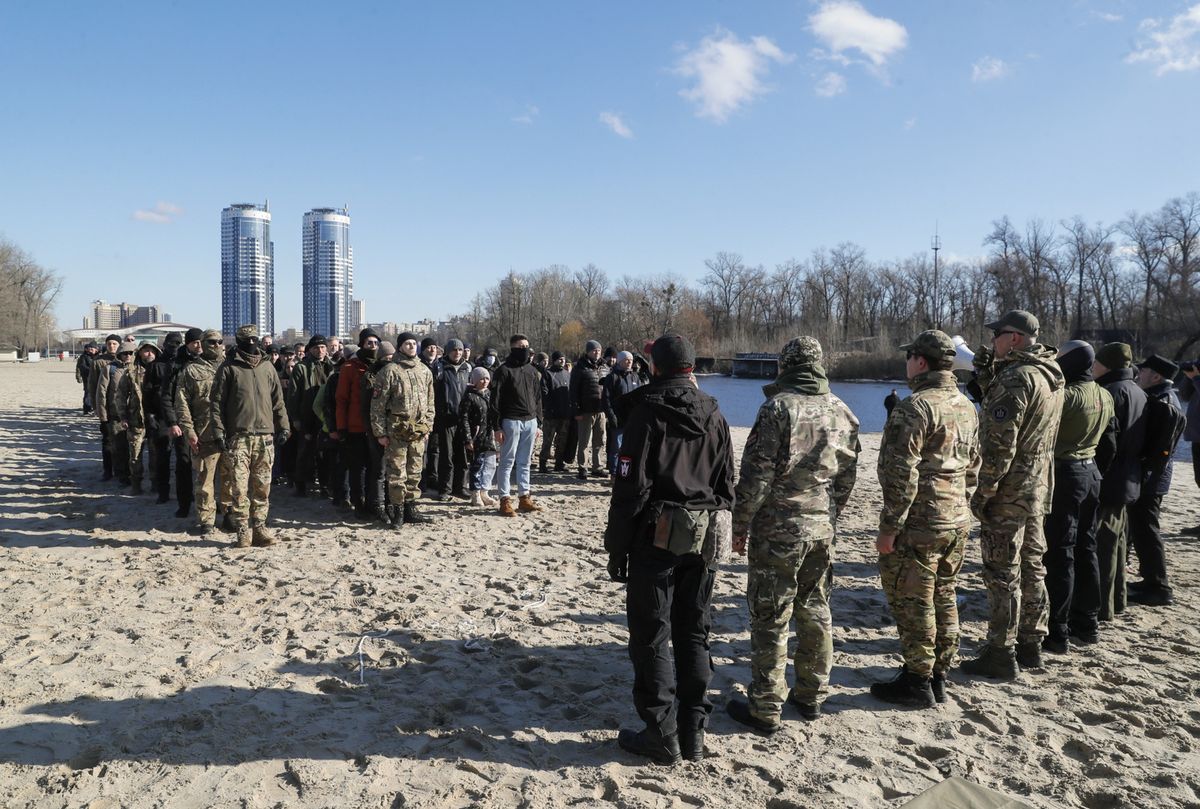 Ukraina. Otwarte szkolenie wojskowe dla ludności cywilnej