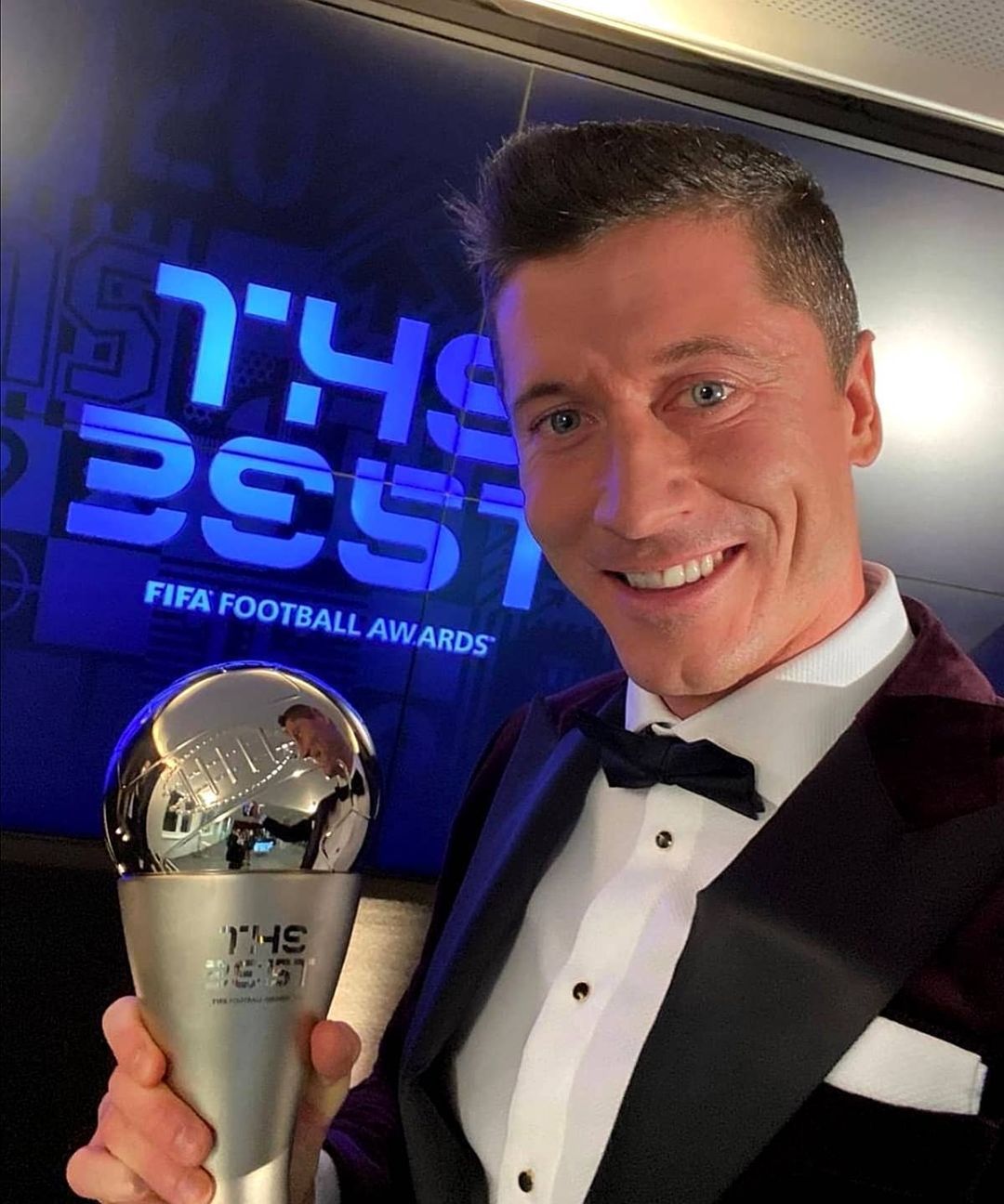 Robert Lewandowski piłkarzem roku FIFA