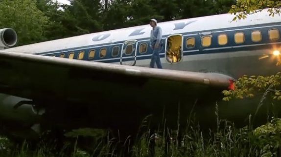 Boeing 727 przerobiony na odjazdowe mieszkanie [wideo] 1