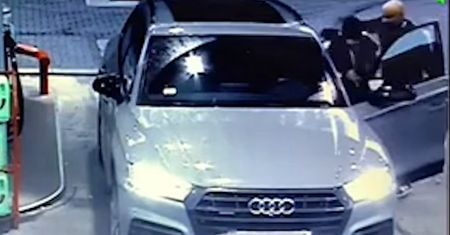 Funkcjonariusz SG po służbie zatrzymał złodzieja samochodów