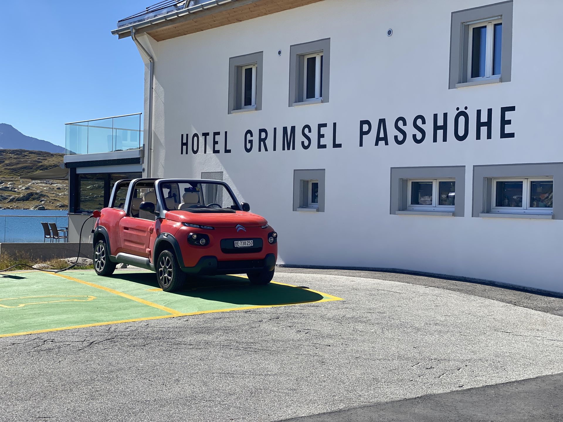 Podróż kamperem po Szwajcarii – Grimselpass