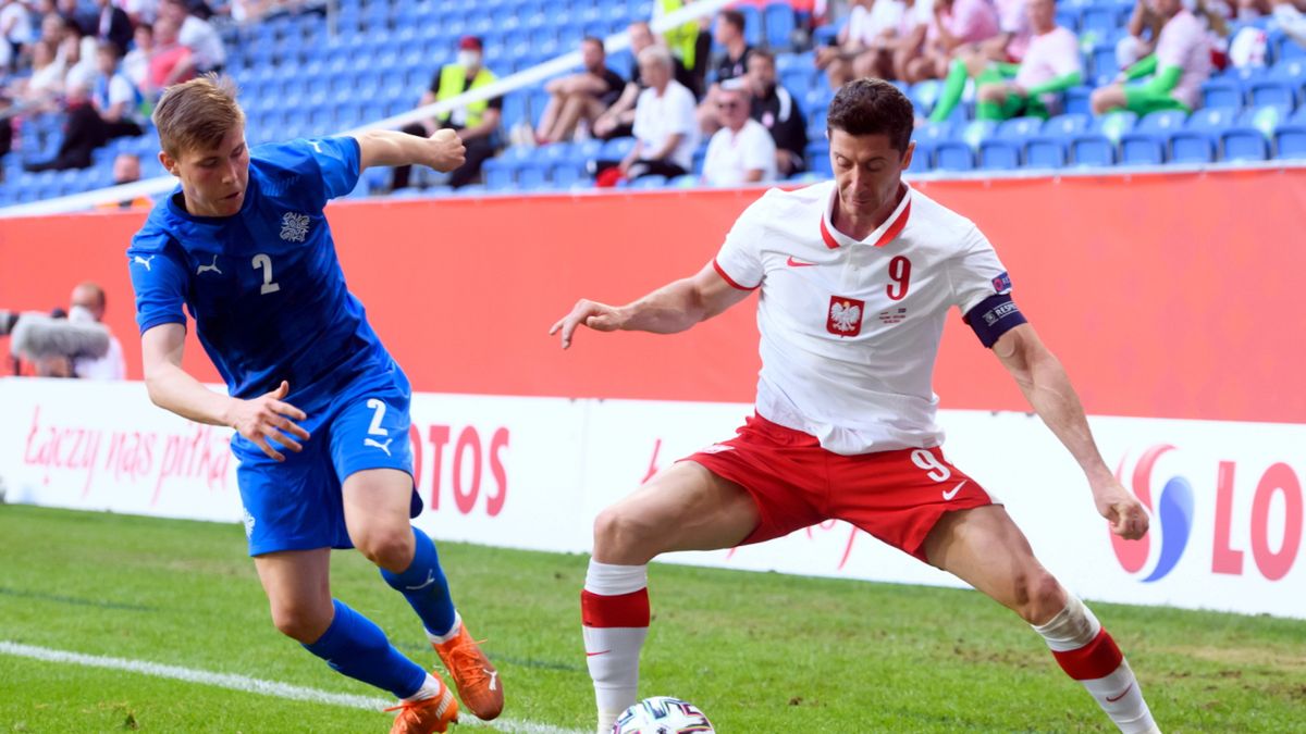 Zdjęcie okładkowe artykułu: PAP / Jakub Kaczmarczyk / Na zdjęciu: Robert Lewandowski