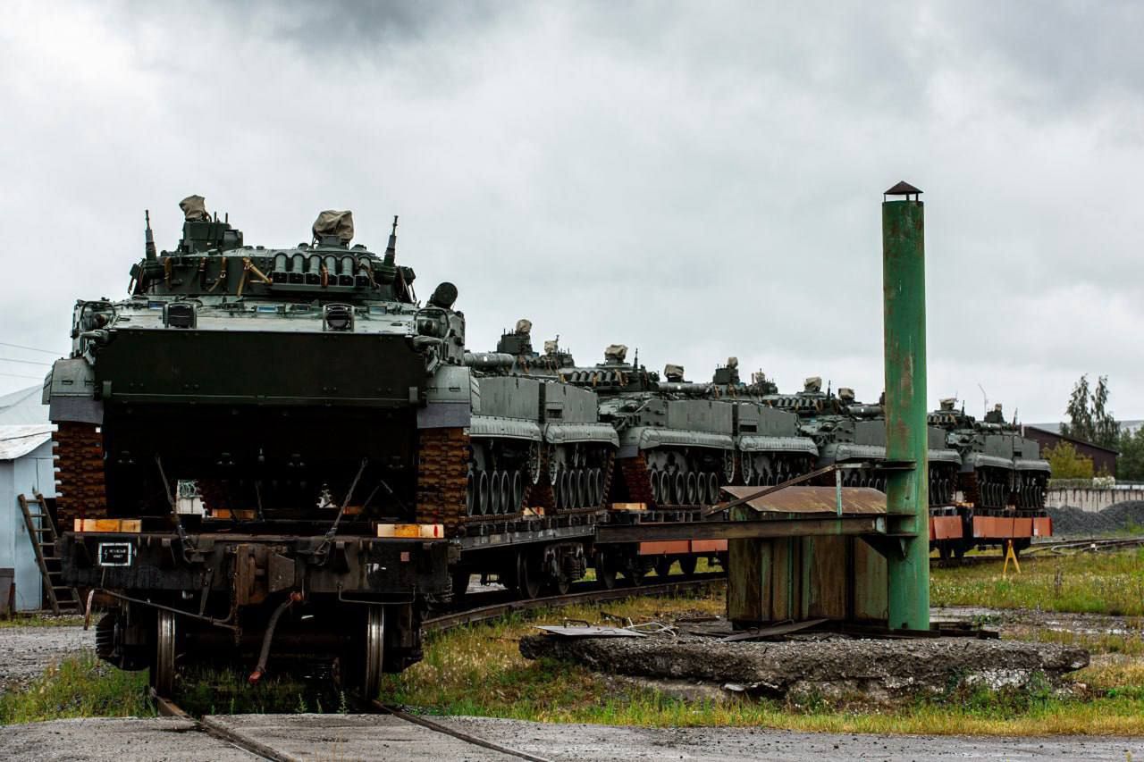 Russian army receives new batch of armored vehicles for Ukraine