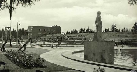 Wrocław. Pożegnanie ze wspomnieniem basenu Olimpijskiego. Powstaną tam trzy "mikroapartamentowce"