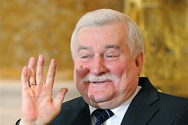 Wałęsa: spróbuję ustąpić w sporze z braćmi Kaczyńskimi