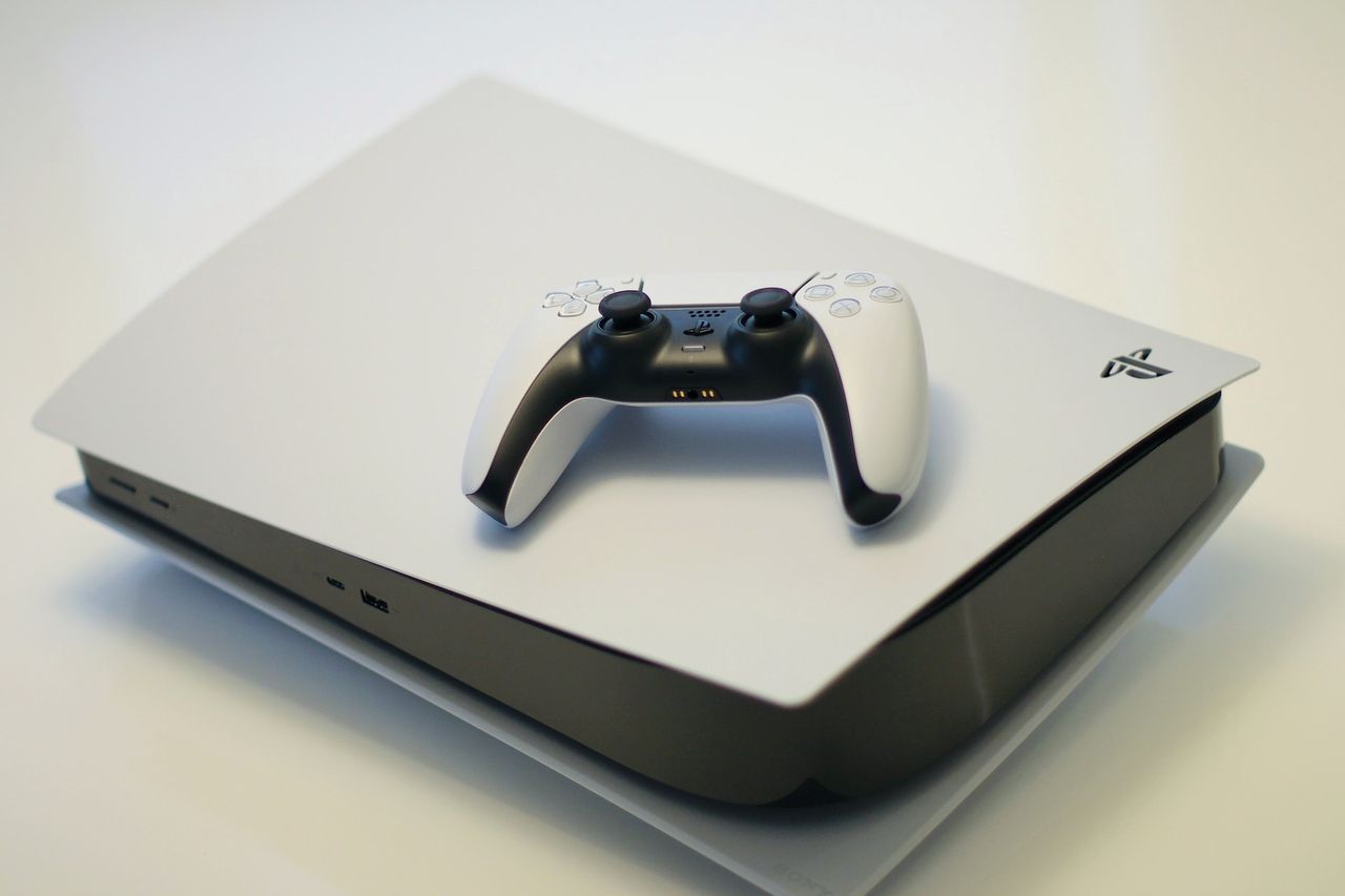 PS5 otrzyma Denuvo. Ma zabezpieczyć gry i uniemożliwić oszustwa w multiplayerze