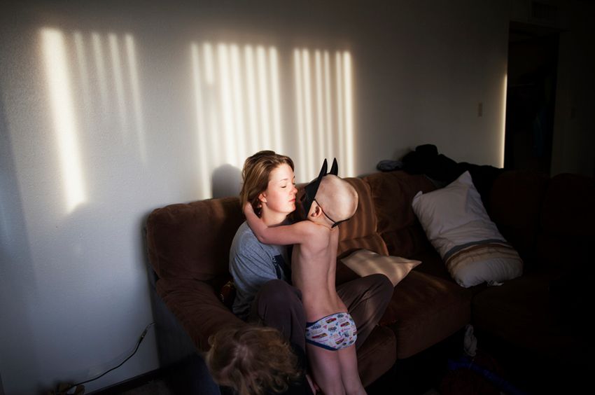 Sara Naomi Lewkowicz zdobyła nagrodę L’Iris d’Or w Sony World Photography Awards 2014 10