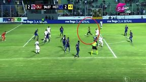 #dziejesiewsporcie: kibic na murawie z własną piłką. Wtedy padł gol