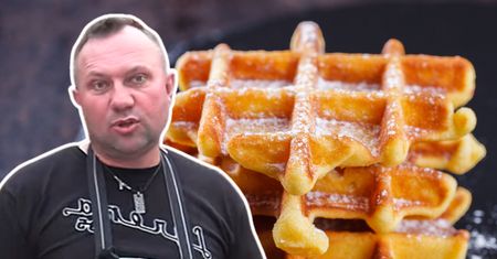 Strzelczyk dodaje do gofrów. Żeby nie były takie… sami wiecie