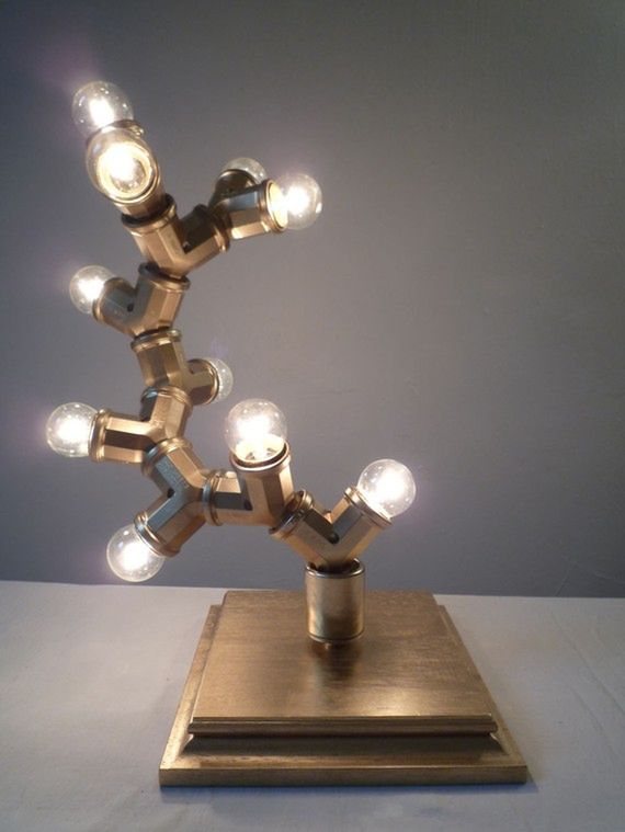 Darth Vader, Iron Man, steampunkowa czaszka. 12 pomysłowych lamp dla geeka 3