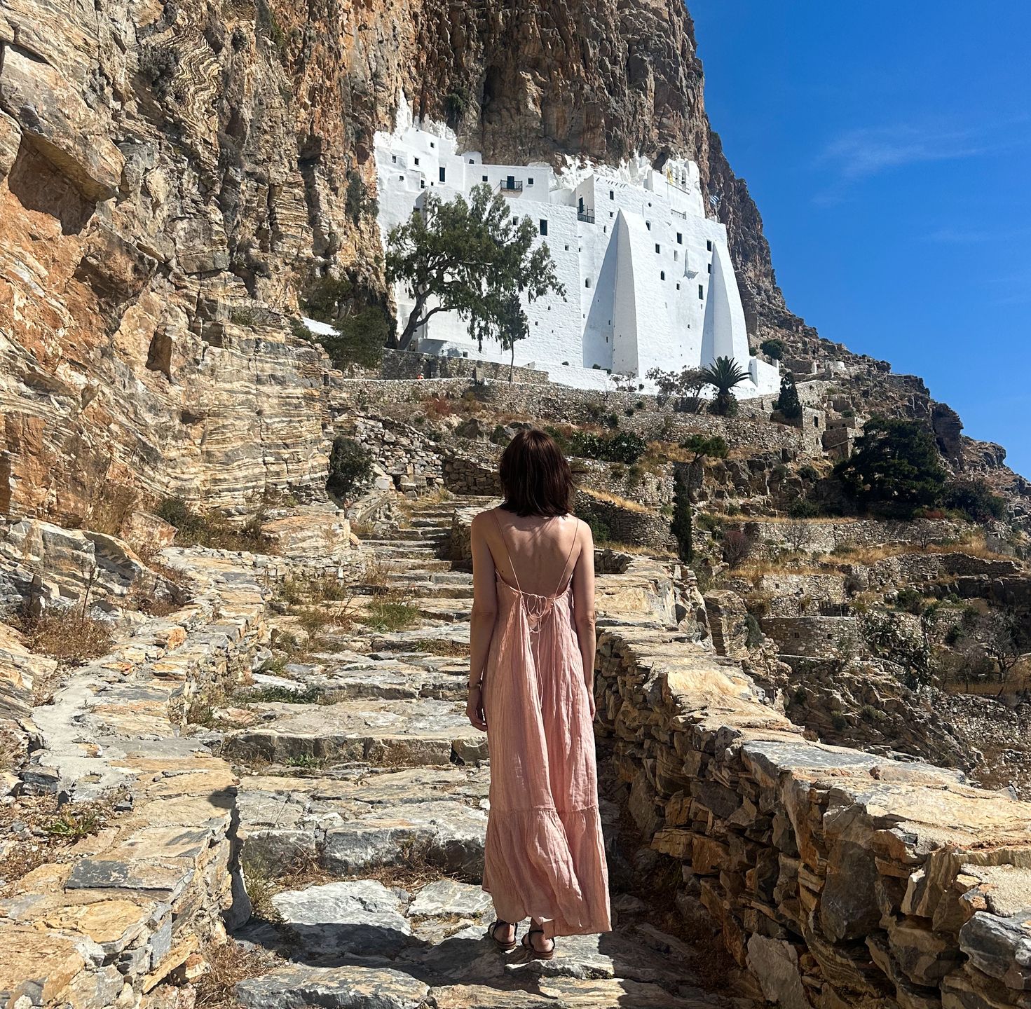 Klasztor Hozoviotissa to jedna z największych atrakcji Amorgos.