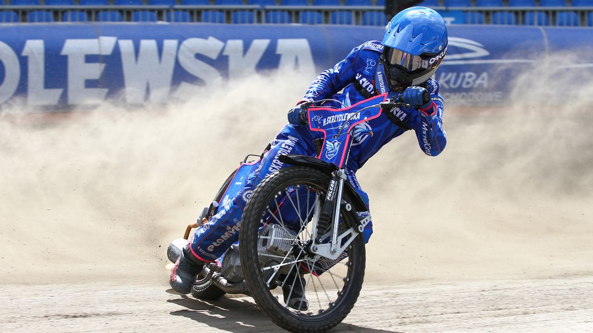 WP SportoweFakty / Adrian Skorupski / Na zdjęciu: Zawodnik Orła Łódź