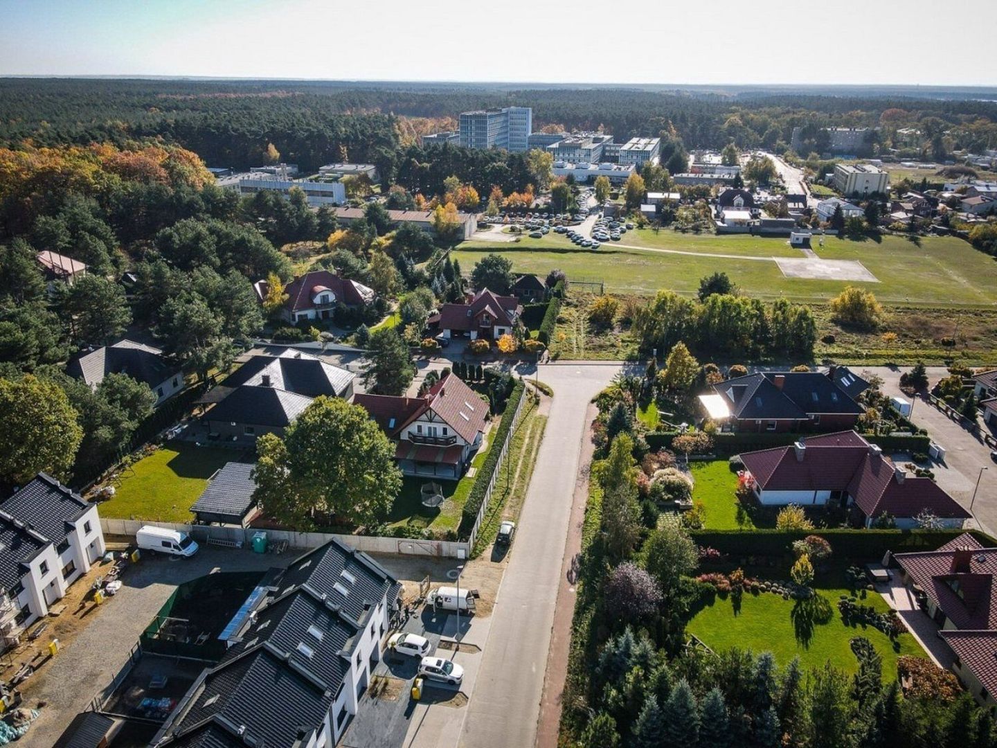 Łącznik pomiędzy szpitalem a rondem Roszarnia