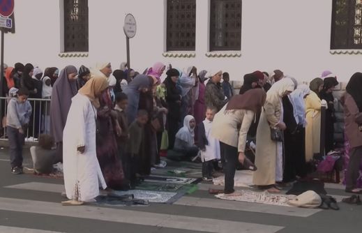 374 tys. widzów cyklu Łęskiego i Czyrnka „Migranci” w TVP1