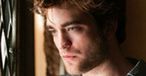 Robert Pattinson odporny na kupę
