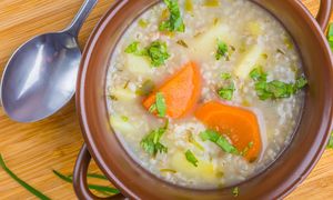 Czy krupnik jest zdrowy? Wyjaśnijmy to raz na zawsze