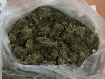 Puławy: 44-latek aresztowany za narkotyki. Policjanci znaleźli marihuanę, mefedron i amfetaminę