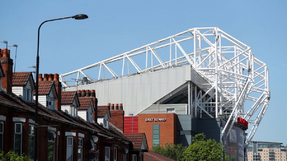 Zdjęcie okładkowe artykułu: Getty Images / James Gill - Danehouse / Na zdjęciu: Old Trafford w Manchesterze